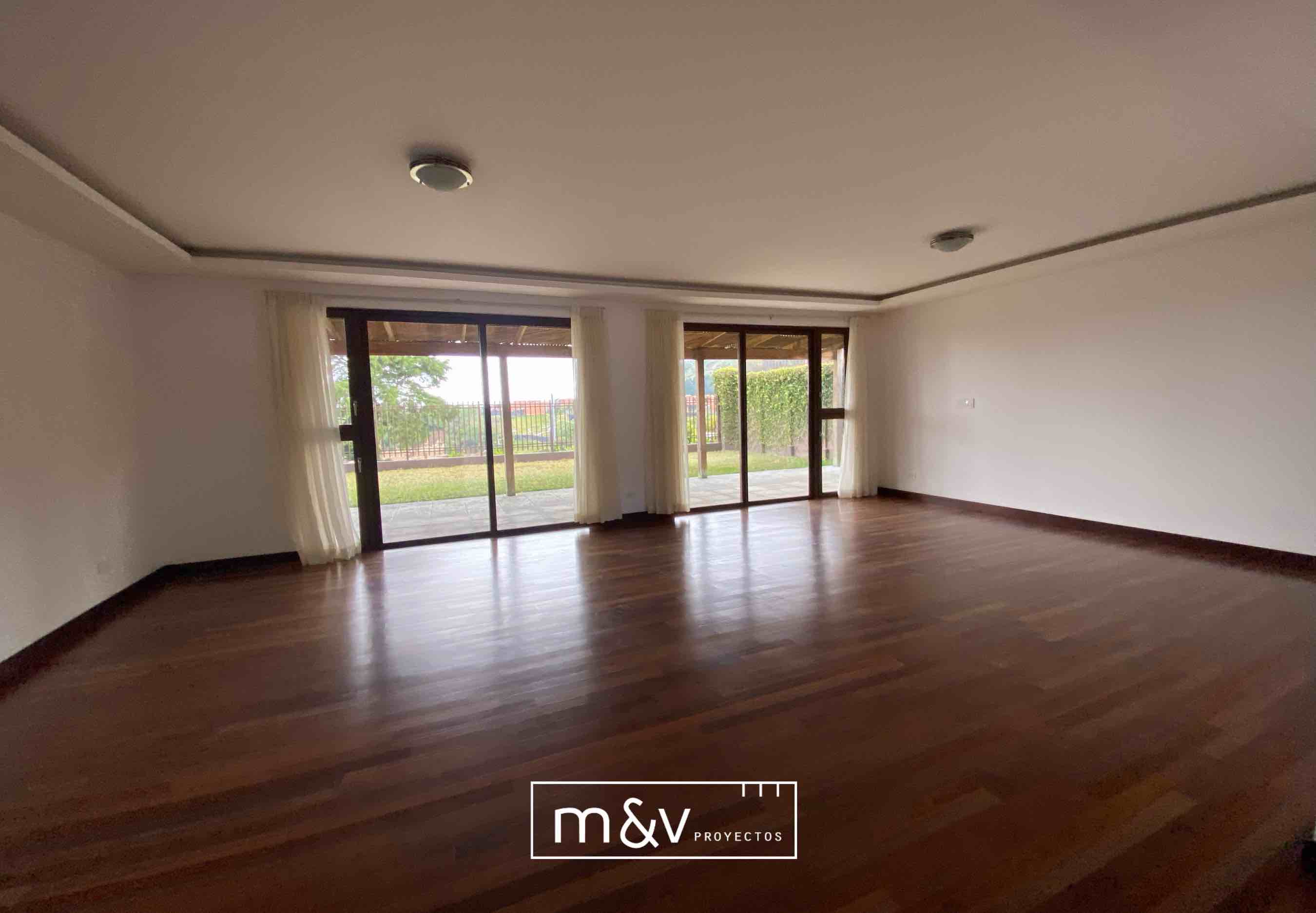 Guatemala, 4 Habitaciones Habitaciones, 4 Habitaciones Habitaciones,5 BañoBaño,Casa Residencial,Venta,1152