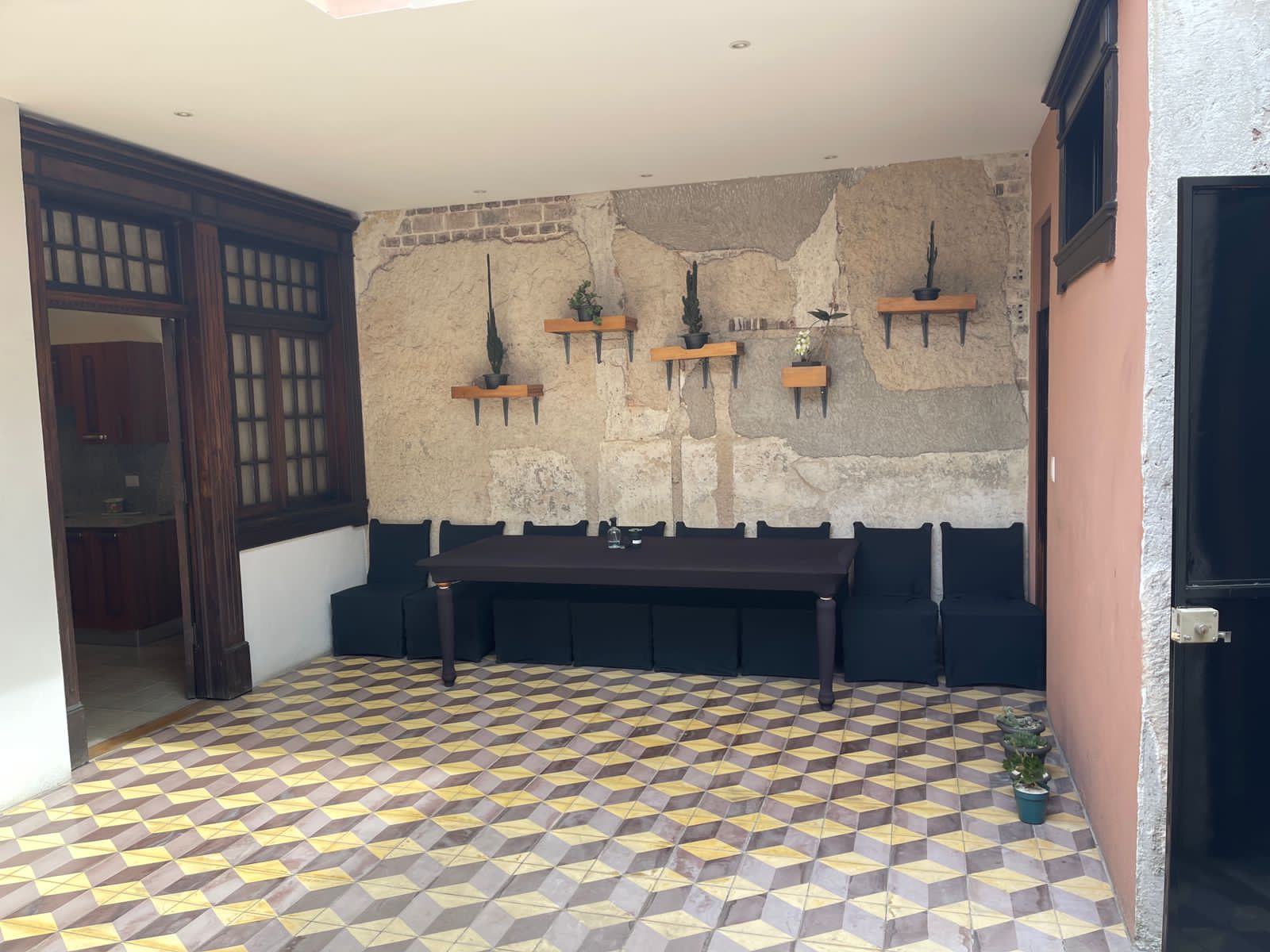 Guatemala, 2 Habitaciones Habitaciones, 4 Habitaciones Habitaciones,4 BañoBaño,Casa Comercial,Venta,1219