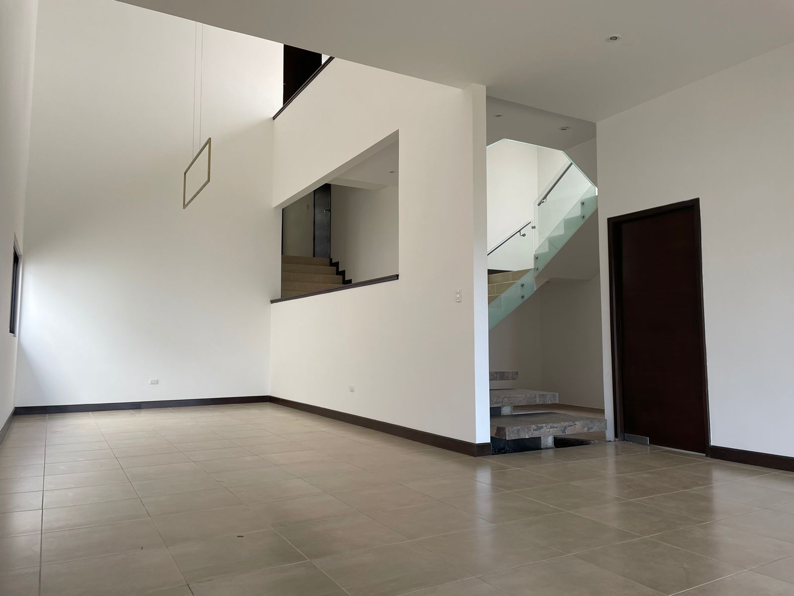 Guatemala, 4 Habitaciones Habitaciones, 4 Habitaciones Habitaciones,2 BañoBaño,Casa Residencial,Venta,1084