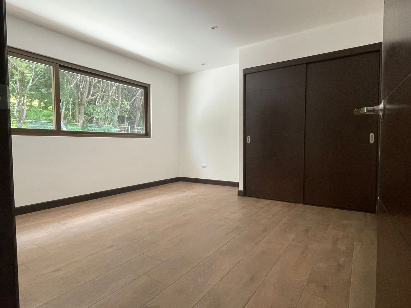 Guatemala, 4 Habitaciones Habitaciones, 4 Habitaciones Habitaciones,2 BañoBaño,Casa Residencial,Venta,1084
